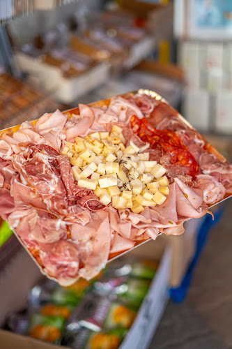 10 Rue Jean Raymond Giacosa, 06800 Cagnes-sur-Mer