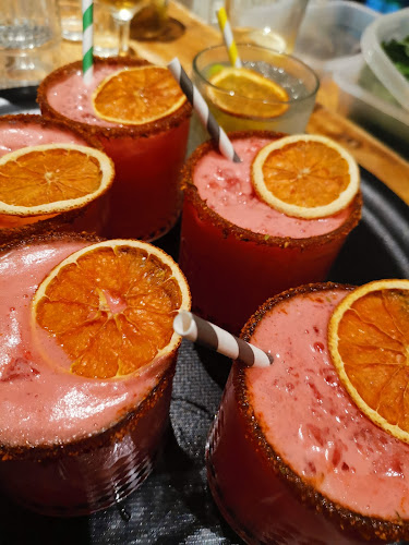 66 Rue Gambetta, 64200 Biarritz