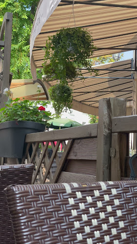 Opinii despre L'Orangerie M&K în Puteaux - Restauration