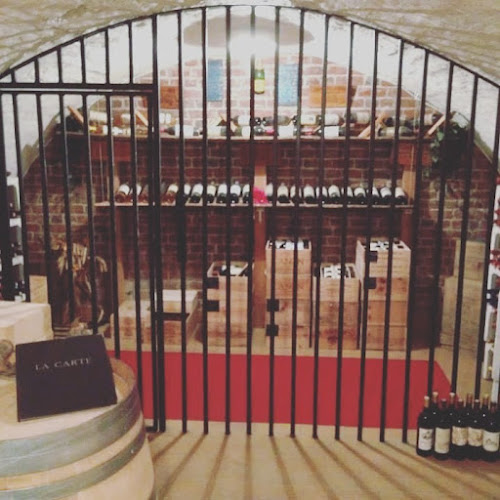 La Cave de Saint-Arnould - Restauration