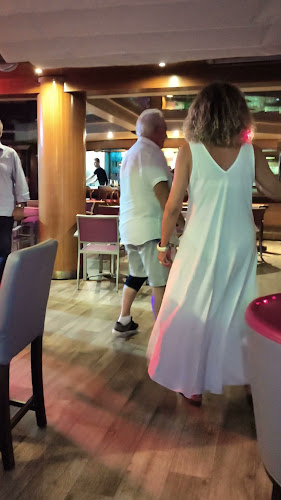 Comentarii opinii despre Restaurant pizzeria glacier Le Café Bleu