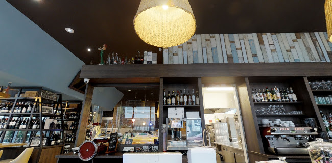 LES 2 PIANOS - Restauration