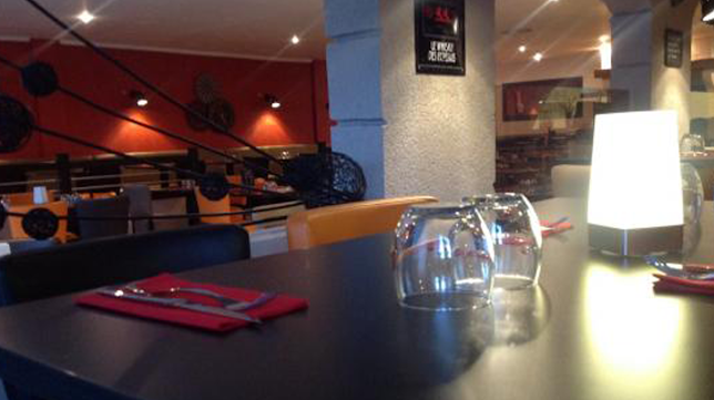 Opinii despre Restaurant L'AVENUE în Arbent - Restauration