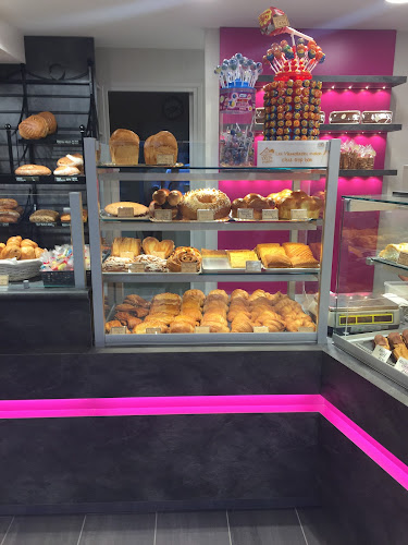 3 Rue de l'Église, 18570 La Chapelle-Saint-Ursin