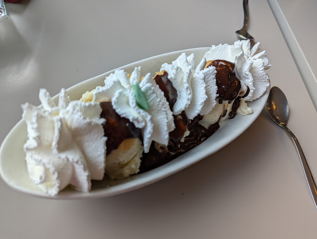 1 Pl. Charles de Gaulle, 59500 Douai, France