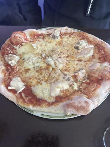 Opinii despre Bono Pizzeria în Cergy - Restauration
