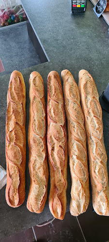 28 Rte de Villemomble, 93140 Bondy