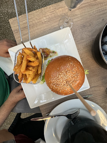 4 Bd des Arènes, 30000 Nîmes