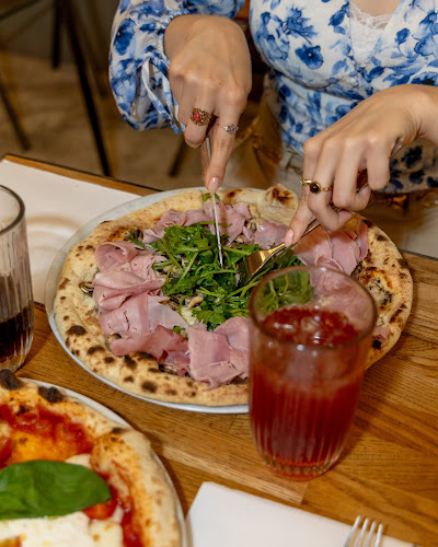 Opinii despre Pizzou în Issy-les-Moulineaux - Restauration