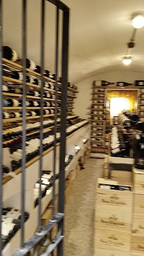 Opinii despre Cave & Compagnie Chateaurenard în Châteaurenard - Restauration