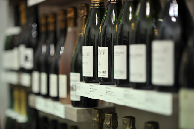 520 - Champagnes et Vins d'Auteurs