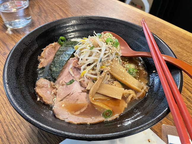 Ramen Okawali Charpennes pâtes et soupe faites maison froides ou chaudes