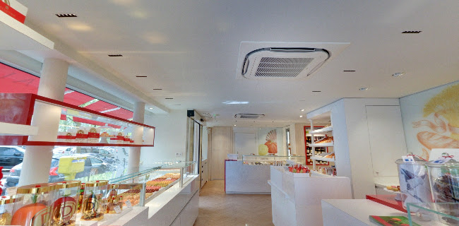 18 Pl. du Marché, 92200 Neuilly-sur-Seine