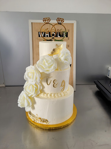 Whole Cake Island - Beauvais