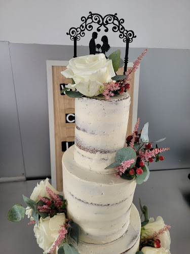 Whole Cake Island - Restauration