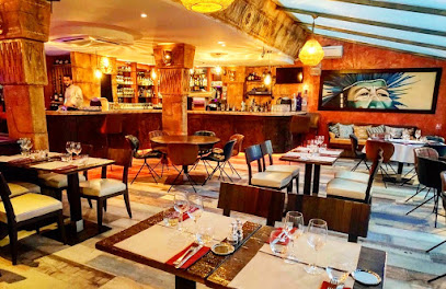 OXA - Restaurant / Club