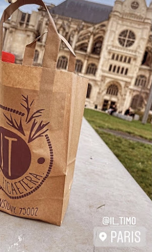 77 Rue Saint-Honoré, 75001 Paris