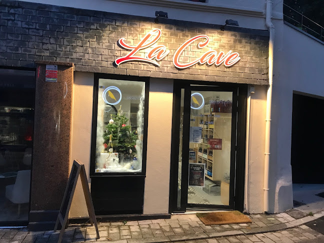 Vagues et Vins "la cave" - Saint-Pierre-Quiberon