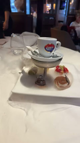 Gran Caffe Convivium : Restaurant Italien Paris 08