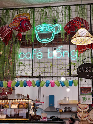 Cafe Bong - Restauration