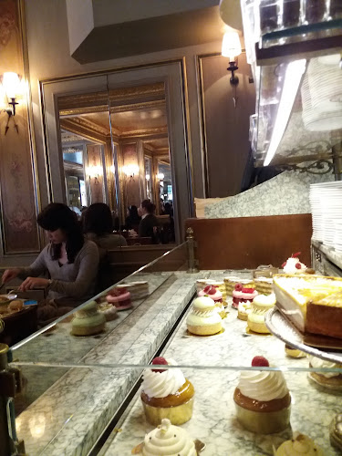 Opinii despre Ladurée Royale în Paris - Restauration