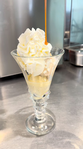 Opinii despre Holly's Diner în La Chapelle-Saint-Luc - Restauration