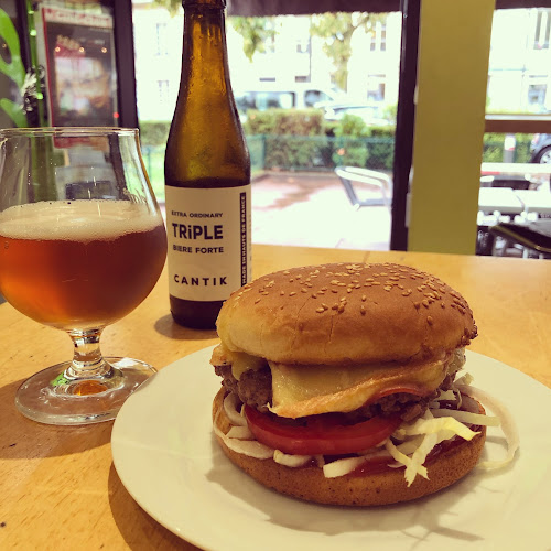 Opinii despre Maréchal Burger Chantilly în Chantilly - Restauration