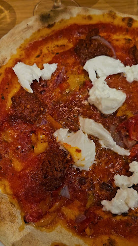 Parking cinéma CGR, Rue de l'Industrie, 69530 Brignais