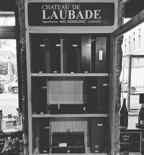 Comentarii opinii despre Cave des Halles