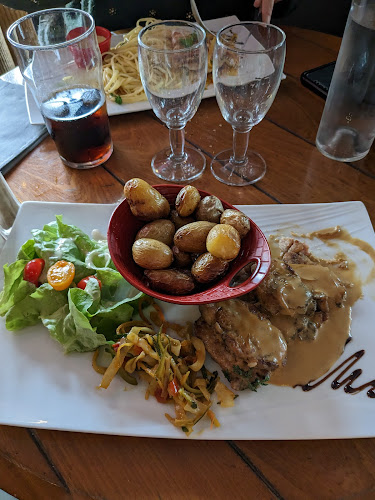 Opinii despre Le Point Central în Saintes - Restauration