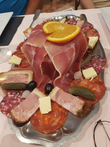 Comentarii opinii despre New George's