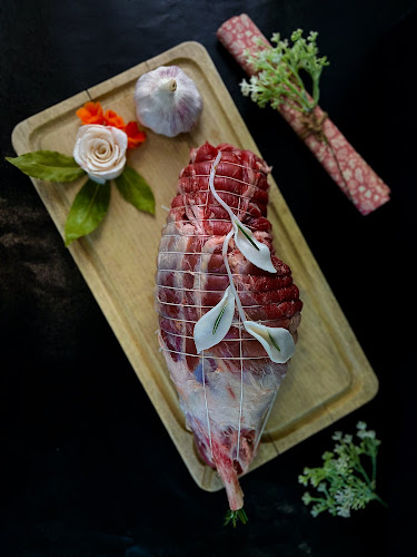 Opinii despre Boucherie Traiteur Carret-Bonhomme în Nivolas-Vermelle - Restauration