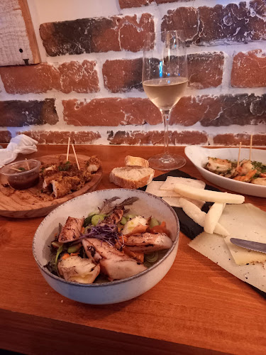 27 Rue de l'Étoile, 30000 Nîmes