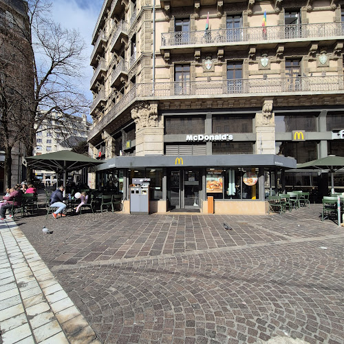 Place, 4 Rue Félix Poulat, 38000 Grenoble, France