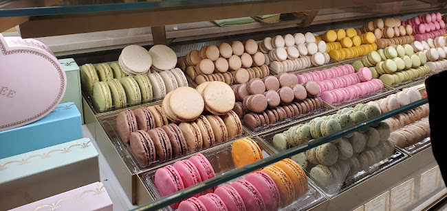 Ladurée Royale