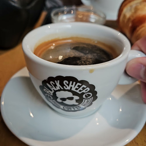 Opinii despre Black Sheep Coffee în Paris - Restauration