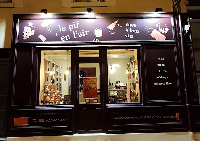 Cave Le pif en l'air