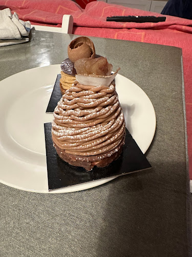 8 Rue du Vieux Colombier, 75006 Paris