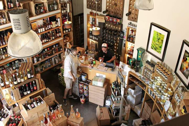 Le Petit Caviste - Restauration