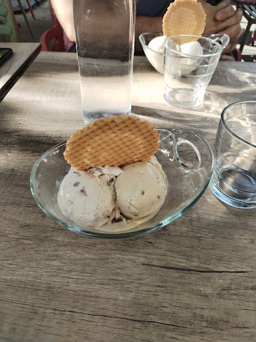 Comentarii opinii despre Les délices d'Aurile