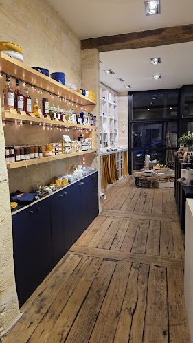 62 rue Abbé de l'Epée, 33000 Bordeaux, France