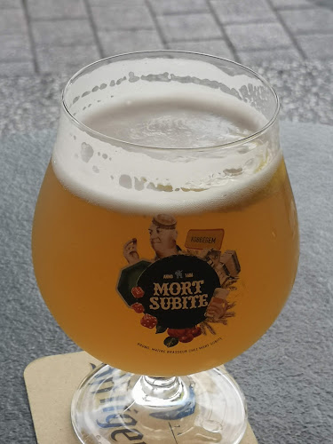 Comentarii opinii despre Le Point Central