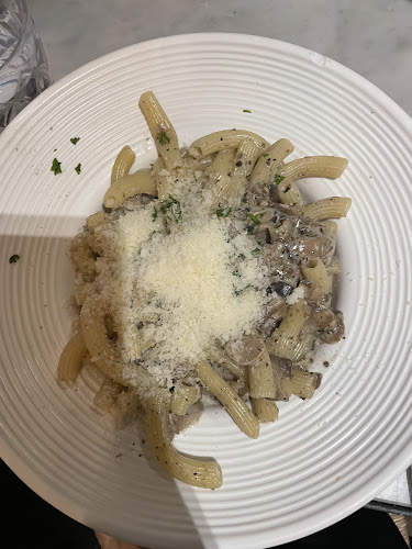 8 Pl. du Commerce, 44000 Nantes