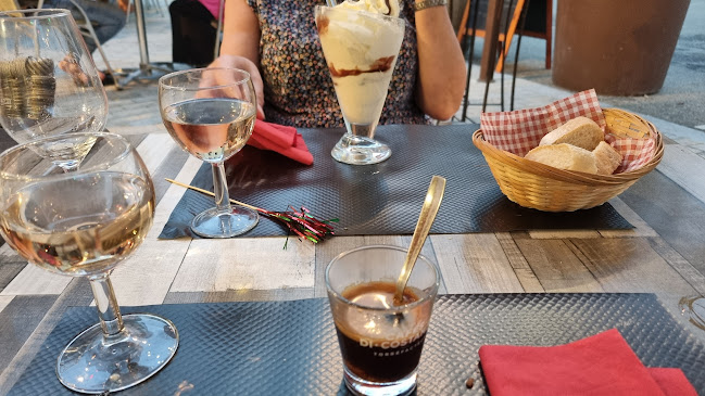 Comentarii opinii despre Le Glacier