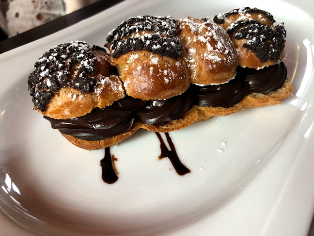 520 - Champagnes et Vins d'Auteurs - Restauration