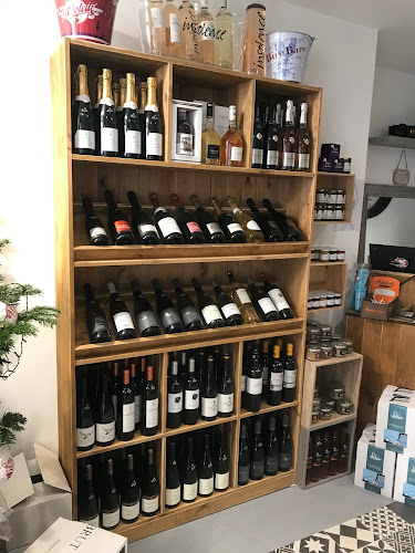 Comentarii opinii despre Vagues et Vins "la cave"