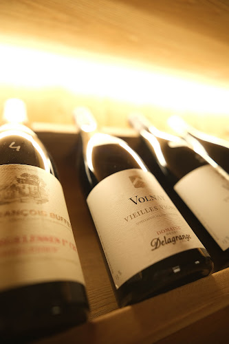 Cave Les Piqueurs - Restauration