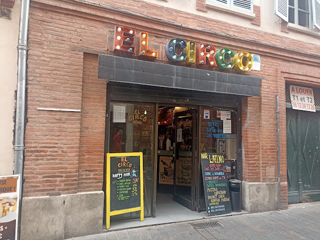 El CIRCO BAR LATINO MUSICAL