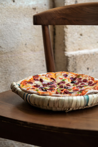 Faurn, pizzeria libanaise - Paris