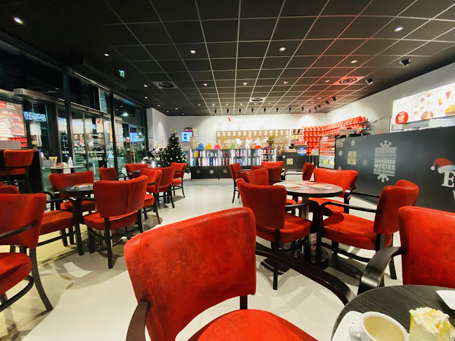 ETIENNE Coffee & Shop Orange - Restauration